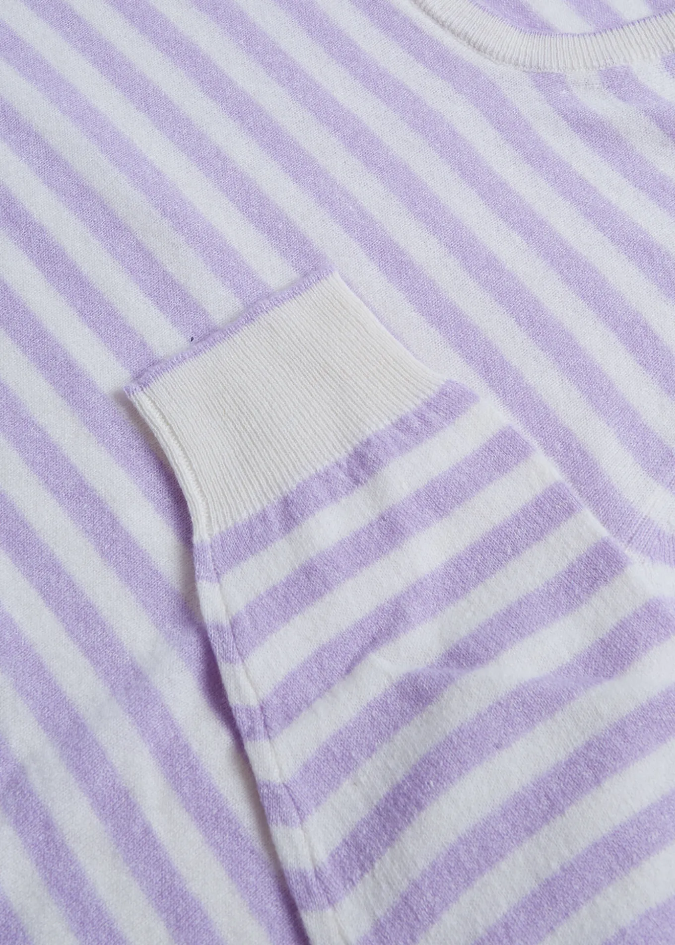 cashmere__linen_striped_c_1.webp Cashmere & Linen Striped Crewneck Sweater