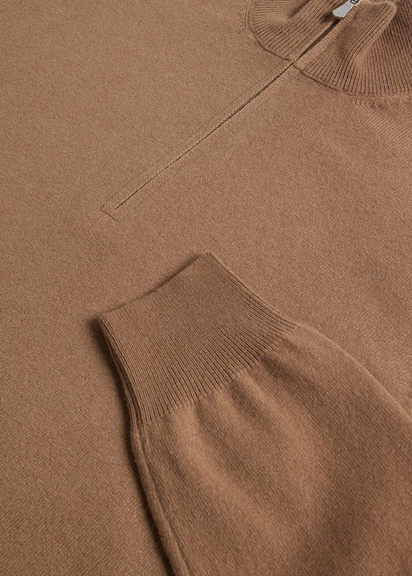 cashmere__zip_sweater_1.webp Cashmere 1/4 Zip Sweater