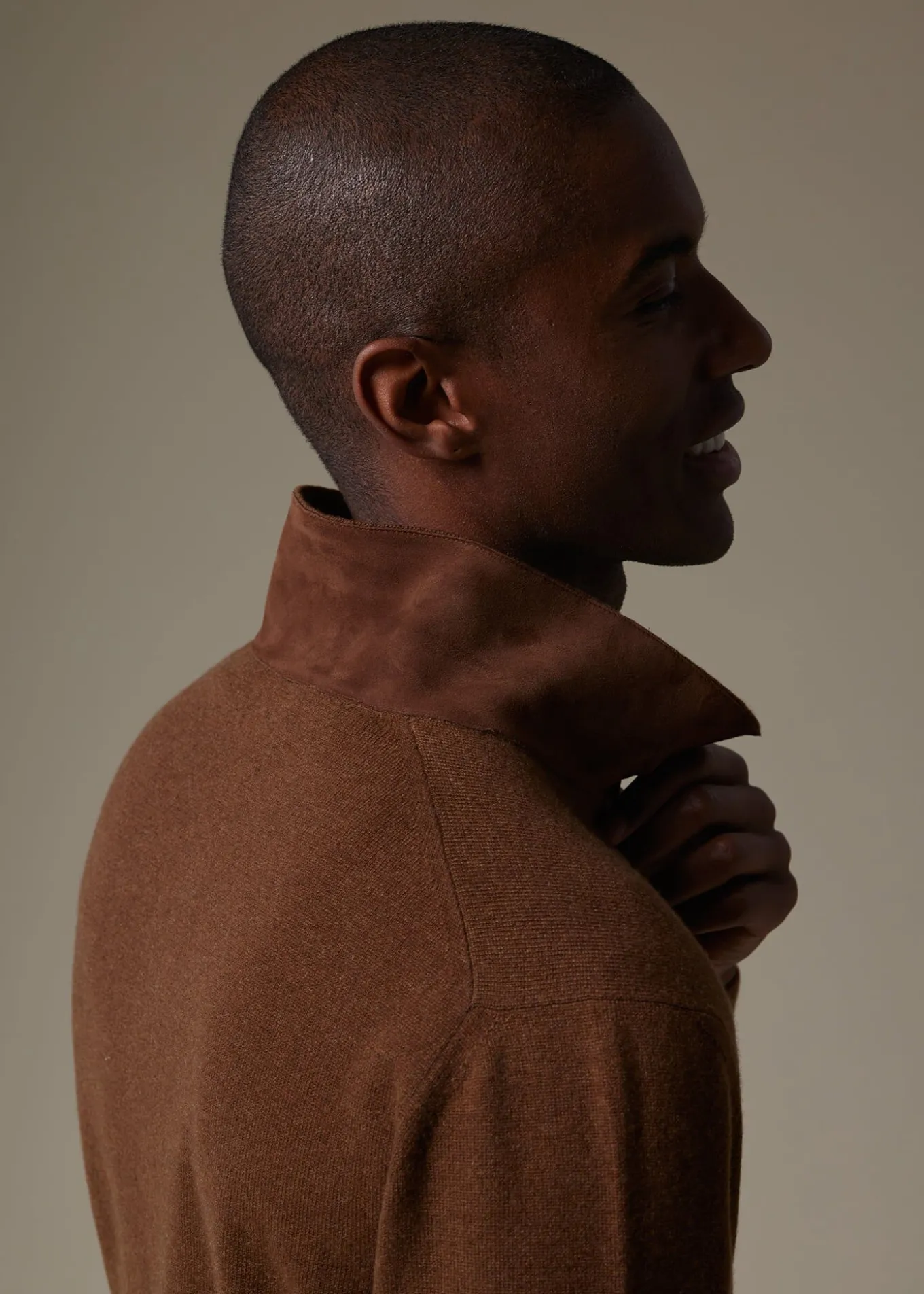 cashmere_long_sleeve_polo_2.webp Cashmere Long Sleeve Polo With Suede