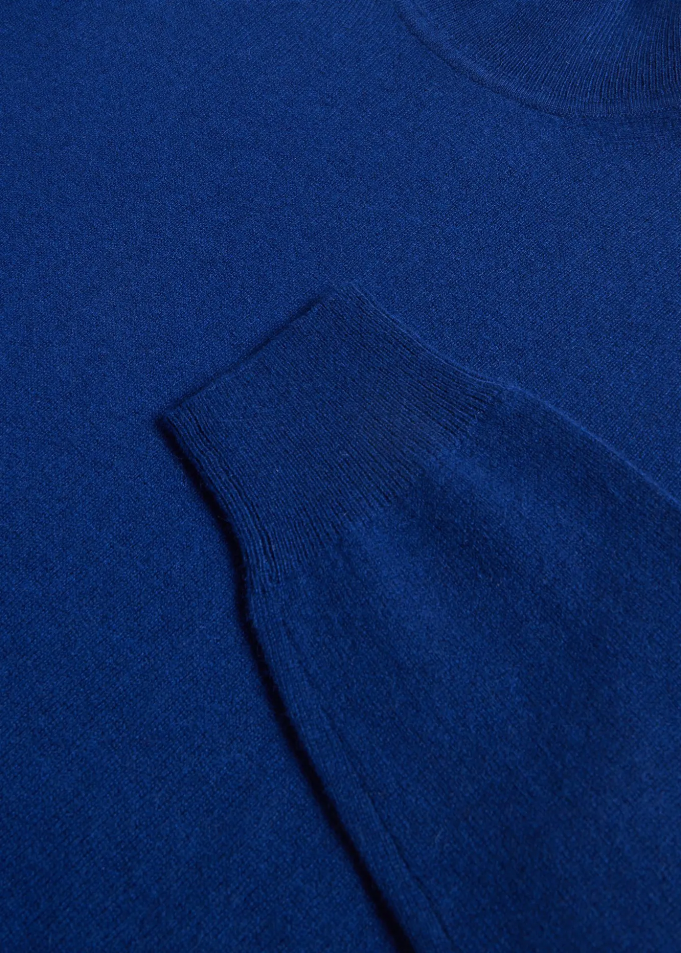cashmere_turtleneck_1-8.webp Cashmere Turtleneck