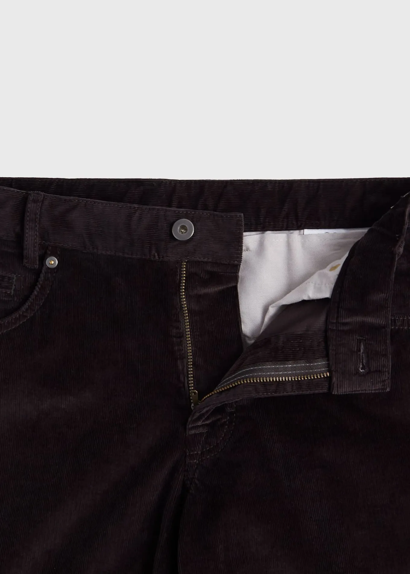 classic_fivepocket_cordur_1-4.webp Classic Five-Pocket Corduroy Trouser