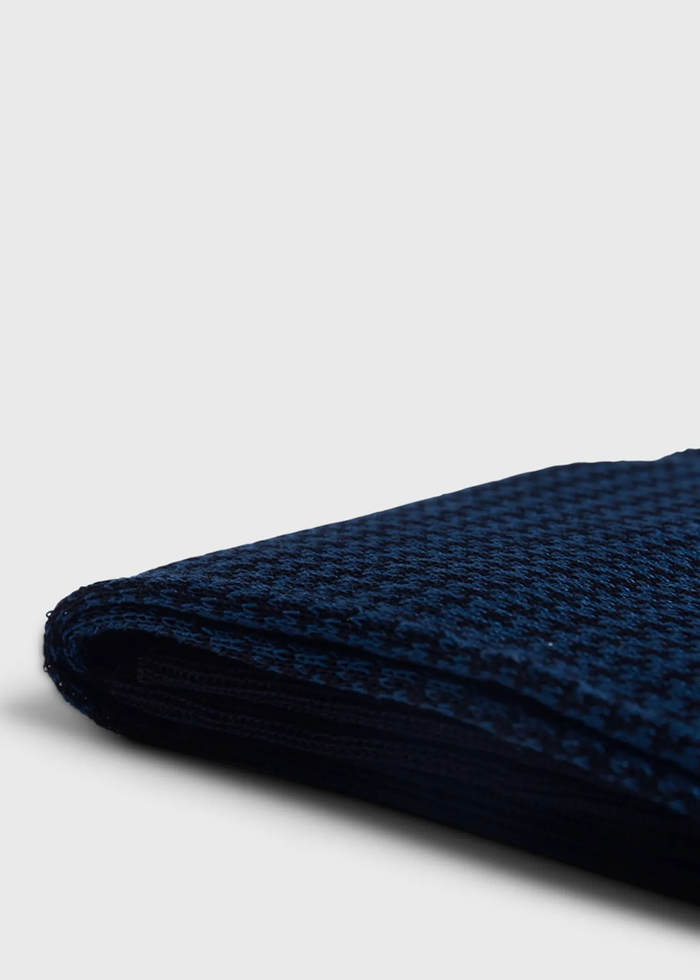 cotton_houndstooth__sock_1-4.webp Cotton Houndstooth Sock