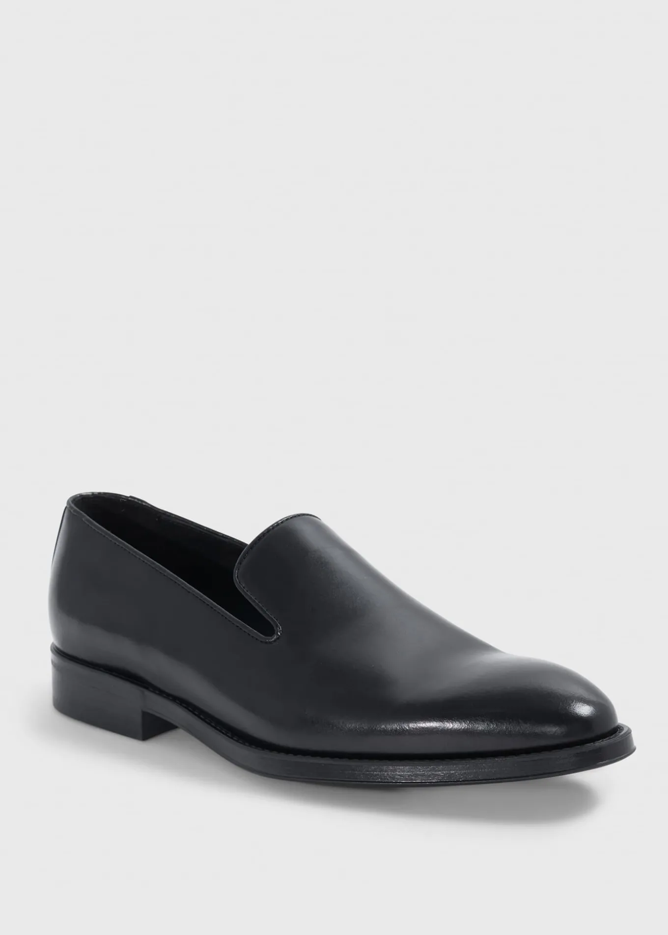 crest_leather_loafer_1.webp Crest Leather Loafer