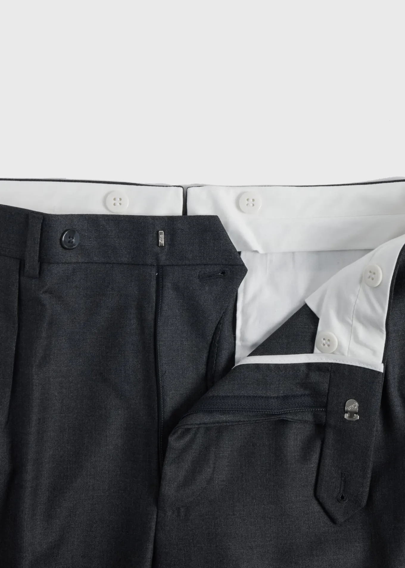 dark_grey_super_s_wool_pl_1.webp Dark Grey Super 110s Wool Pleated Trouser