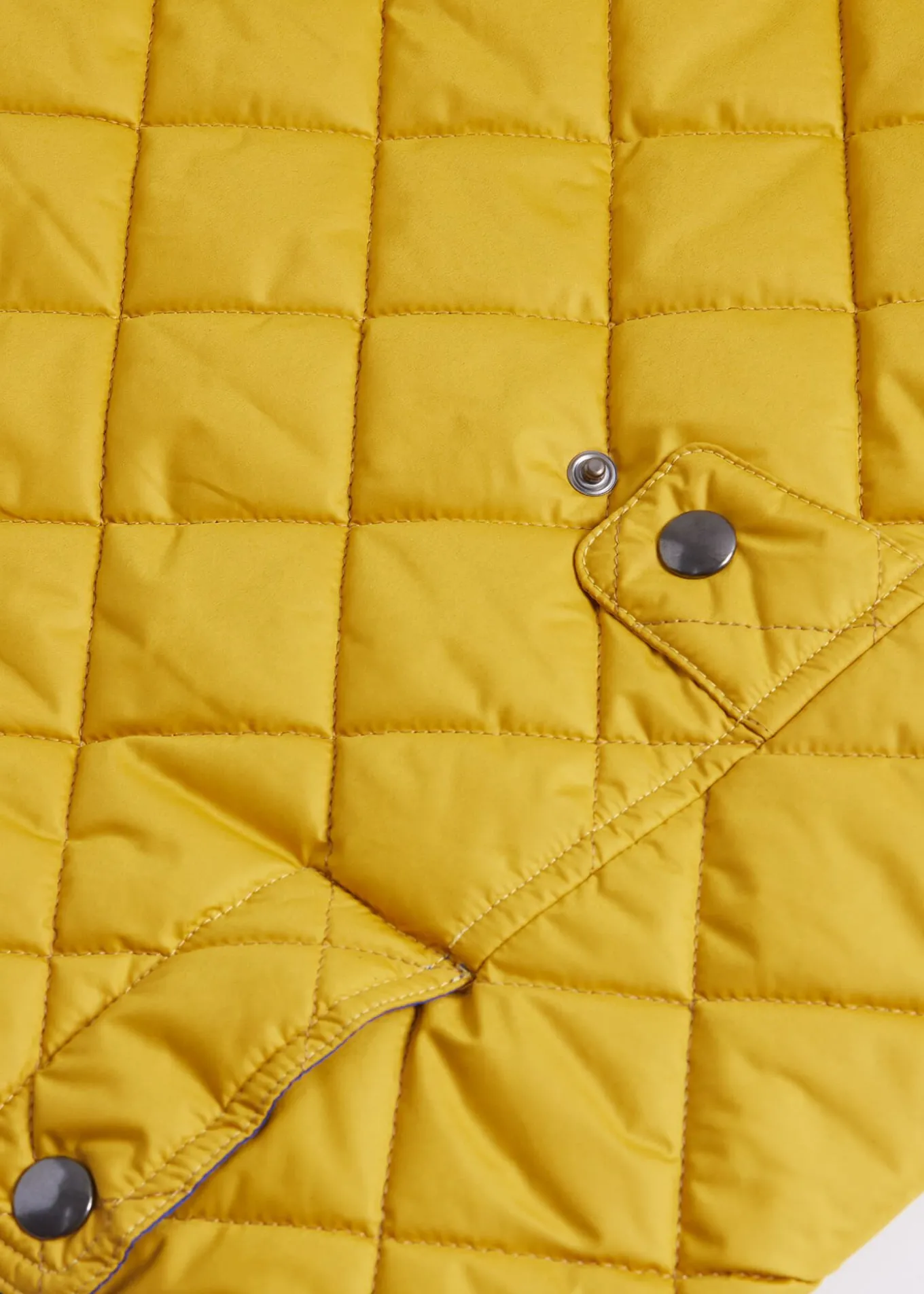 diamond_quilted_vest_3.webp Diamond Quilted Vest