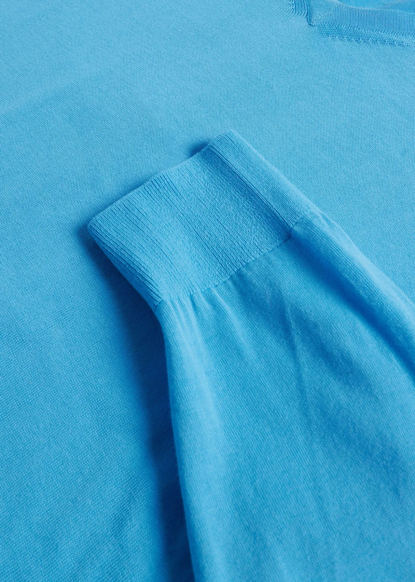 fine_gauge_cotton_vneck_s_1.webp Fine Gauge Cotton V-Neck Sweater
