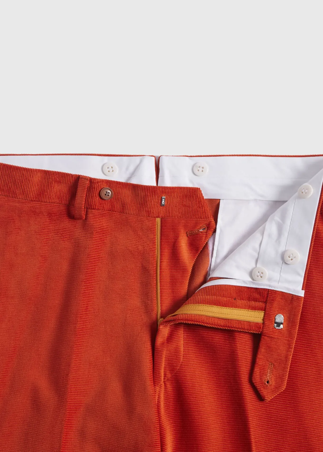 horizontal_cotton_corduro_2.webp Horizontal Cotton Corduroy Trouser
