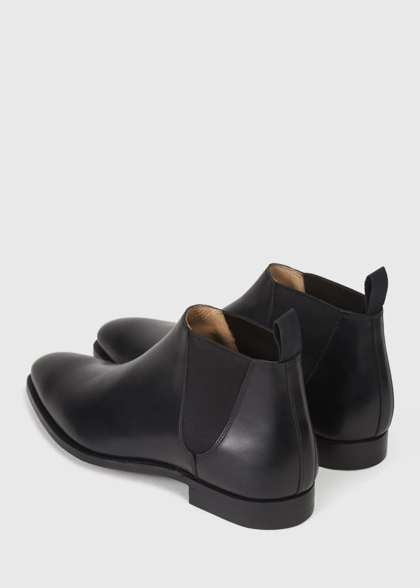 leather_half_chelsea_boot_4-1.webp Leather Half Chelsea Boot