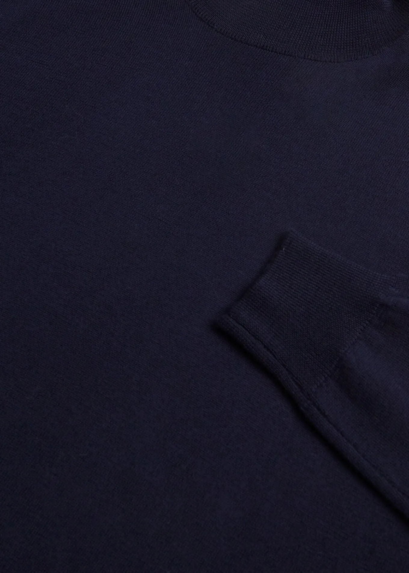 merino_wool_turtleneck_6.webp Merino Wool Turtleneck