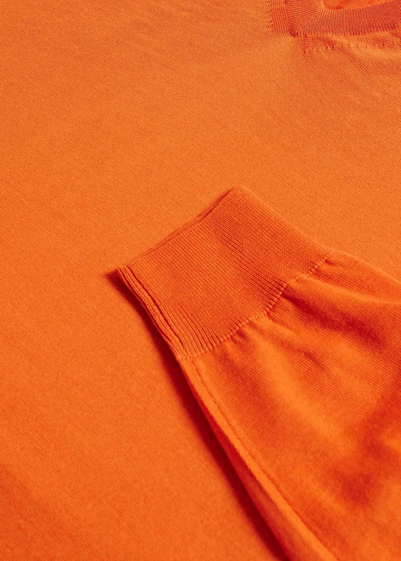 merino_wool_vneck_sweater_1-1.webp Merino Wool V-neck Sweater