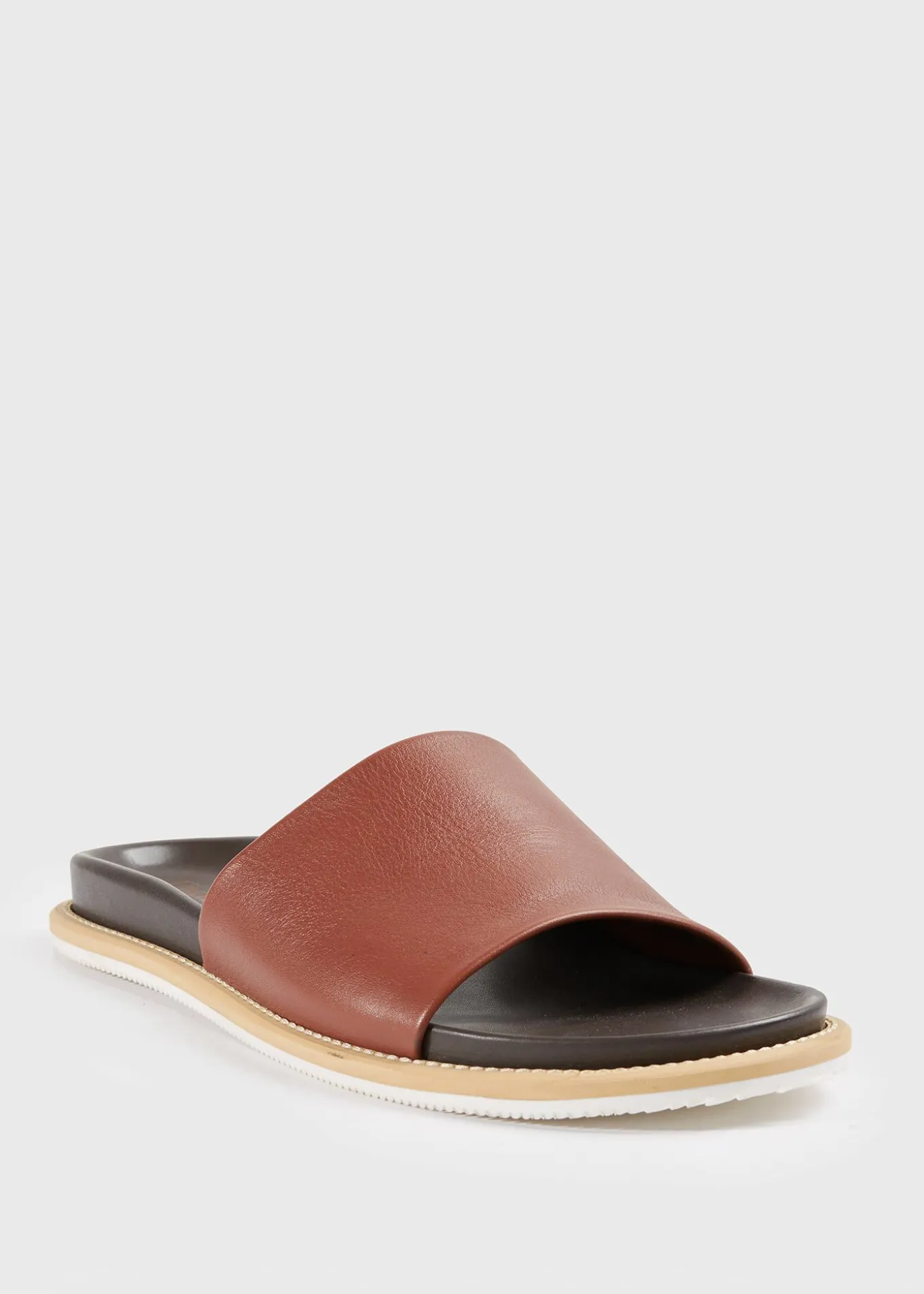 palma_leather_slide_4-1.webp Palma Leather Slide