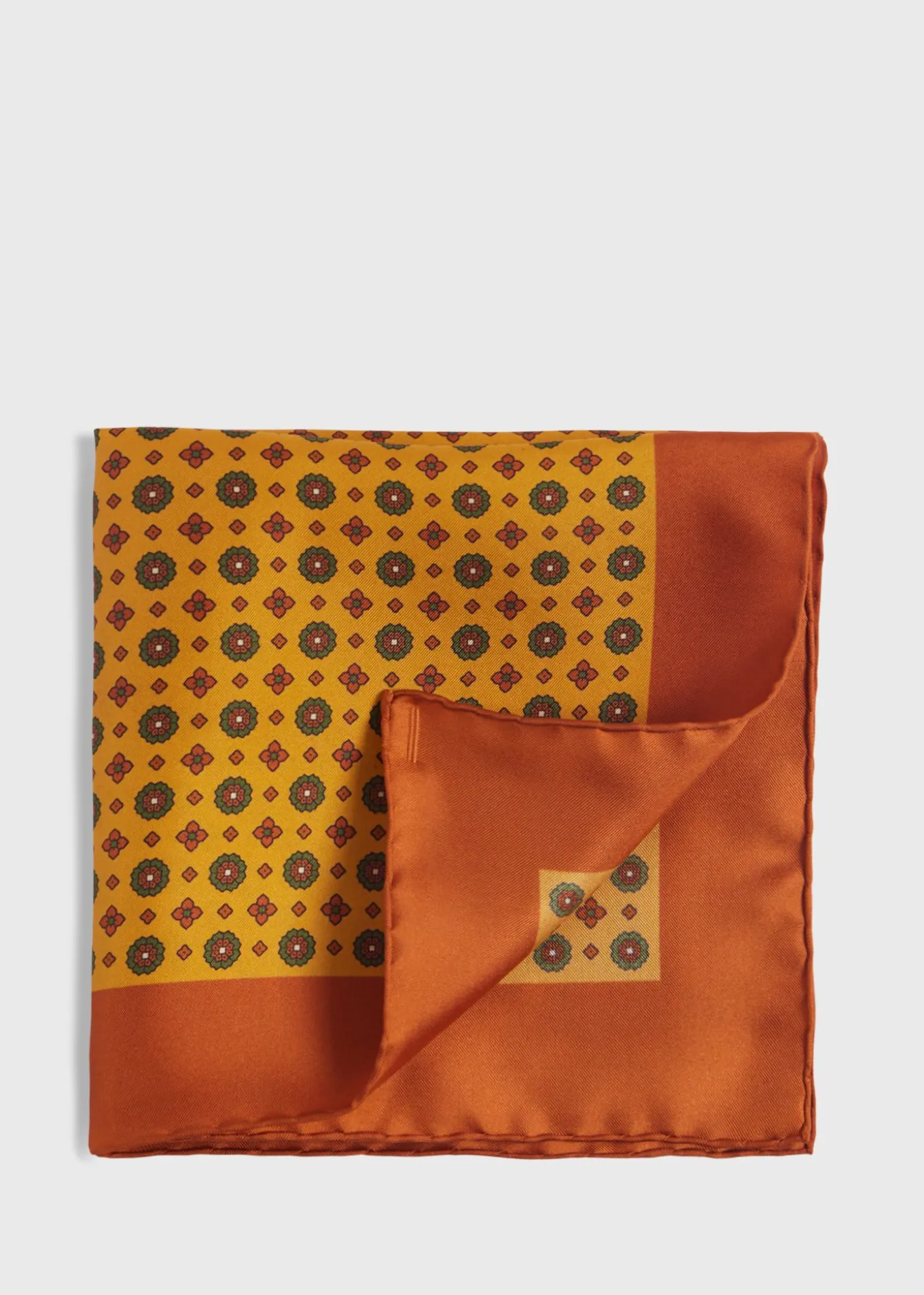 printed_silk_medallion_po_0.webp Printed Silk Medallion Pocket Square
