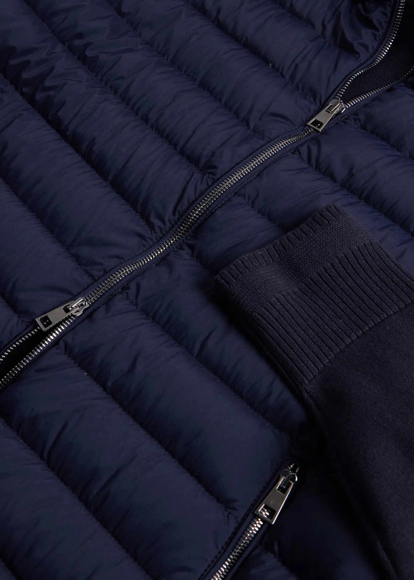 quilted_jacket_with_hood_4.webp Quilted Jacket With Hood