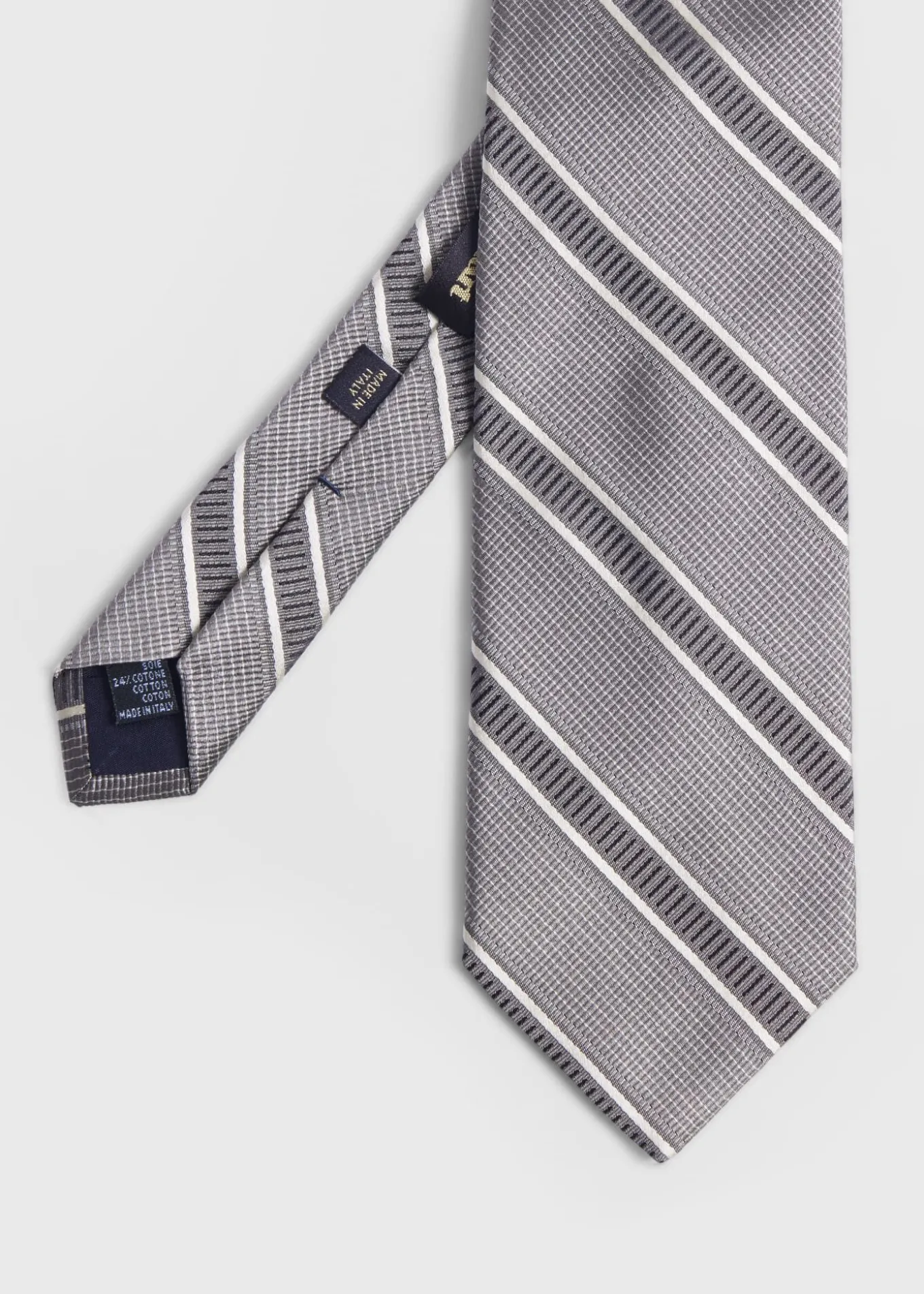 silk_jacquard_macclesfiel_0-3.webp Silk Jacquard Macclesfield Stripe Tie