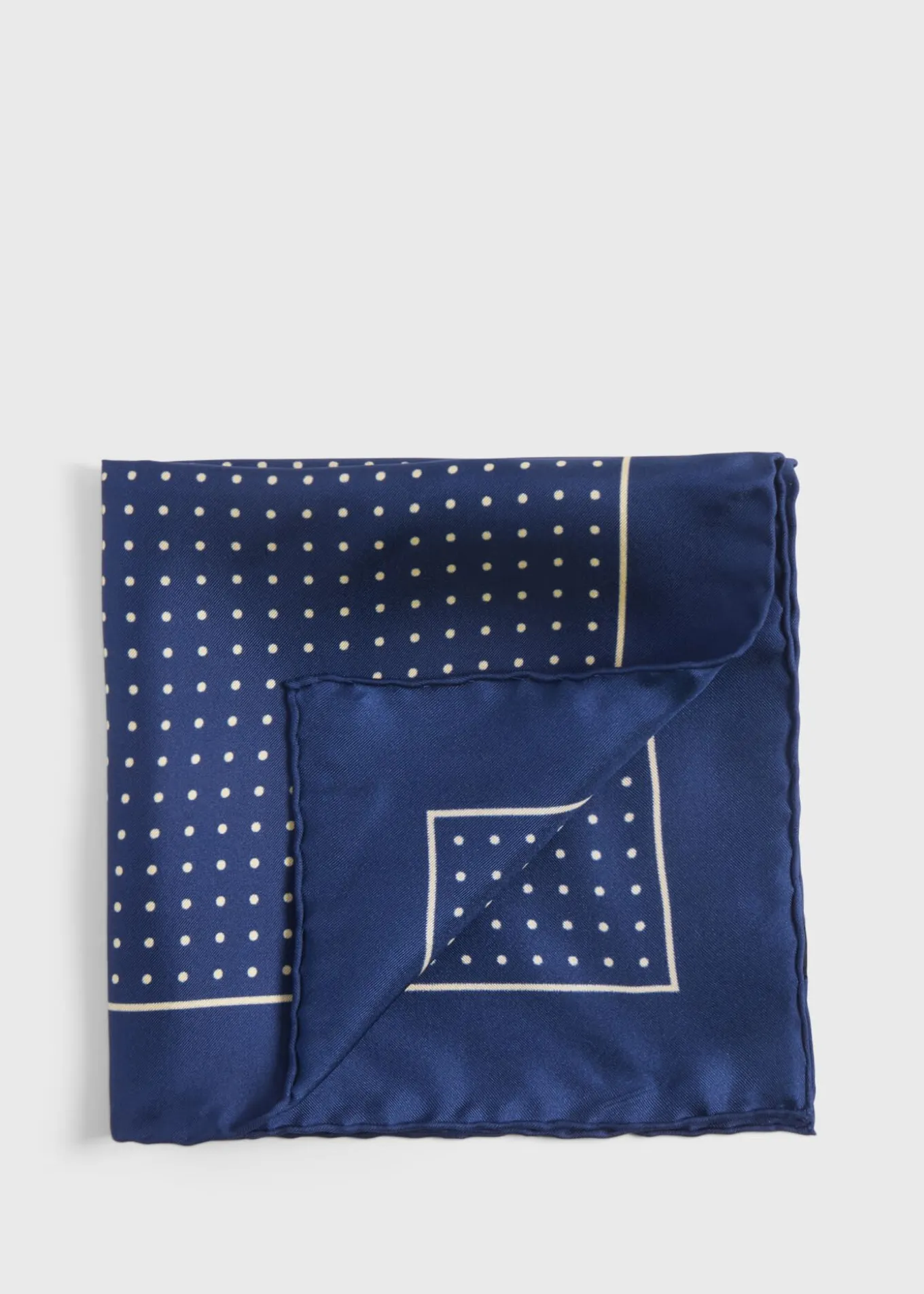 silk_twill_dot_print_pock_0-3.webp Silk Twill Dot Print Pocket Square