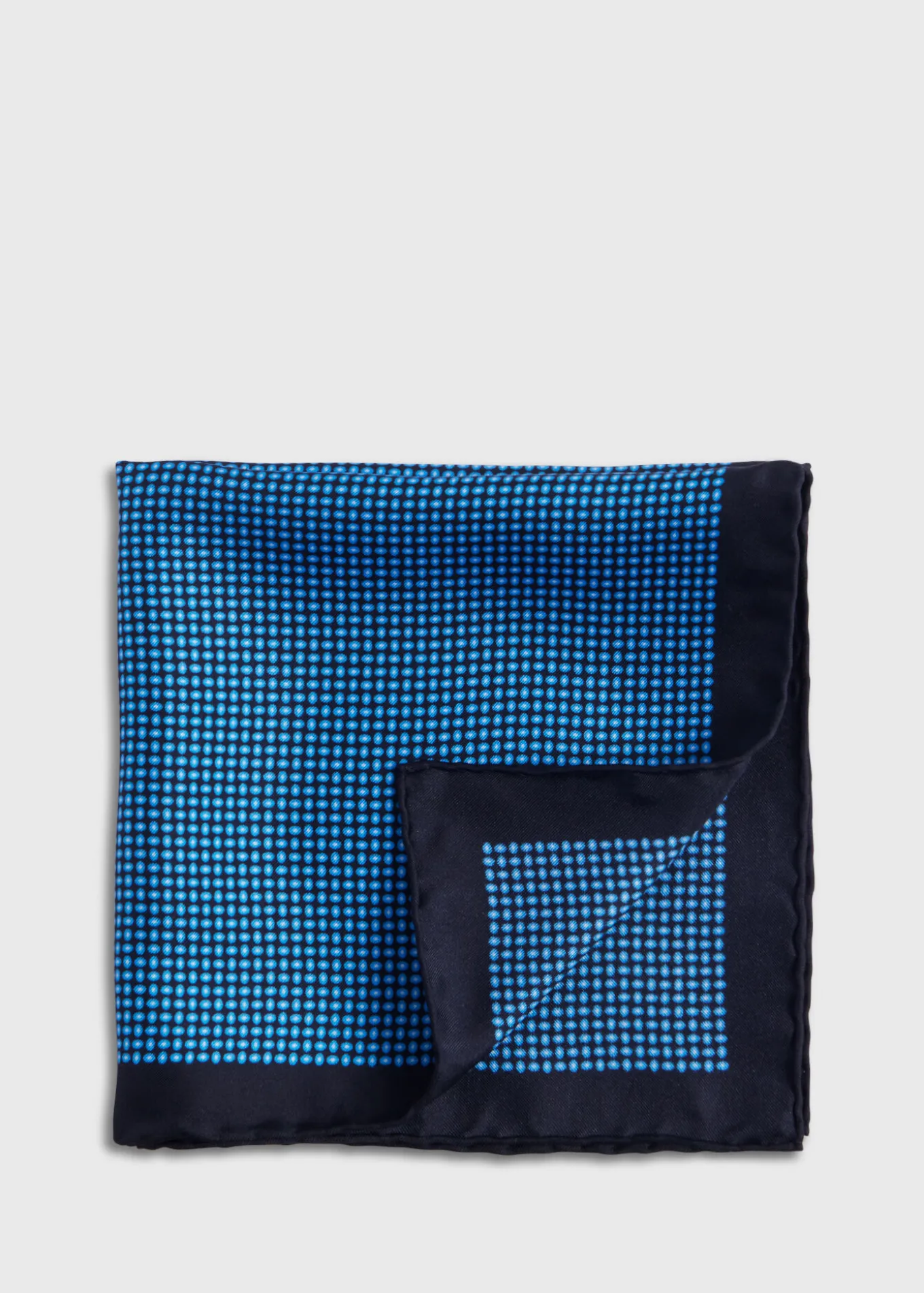 silk_twill_micro_medallio_0-2.webp Silk Twill Micro Medallion Pocket Square