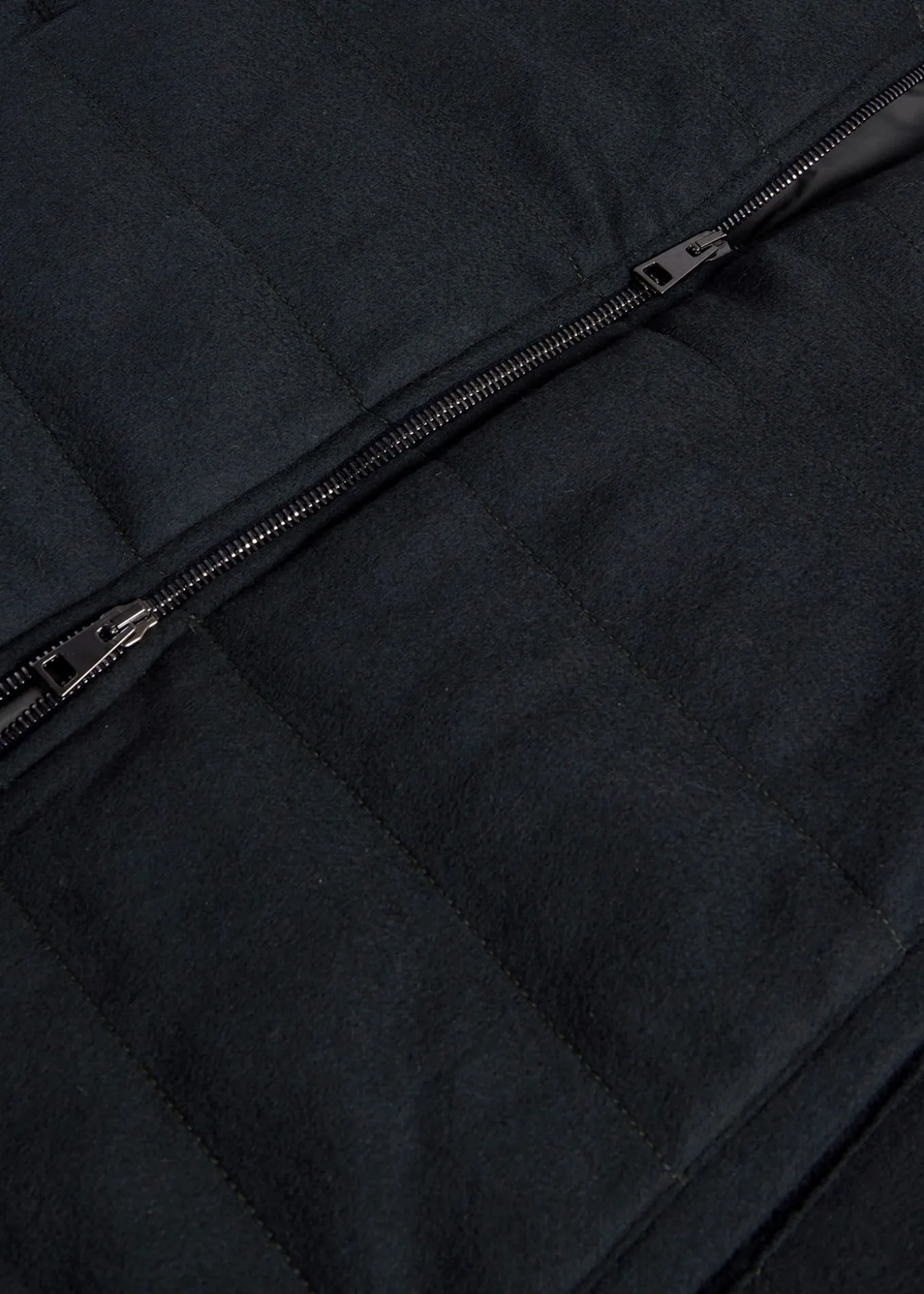 wool__cashmere_vest_1-1.webp Wool & Cashmere Vest