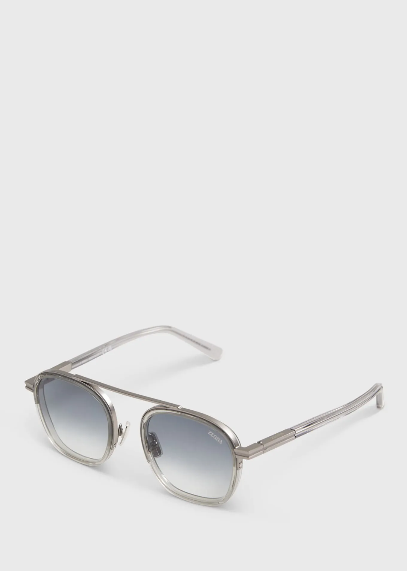 zegna_shiny_metal_with_gr_2.webp Zegna Shiny Metal With Gradient Smoke Lens